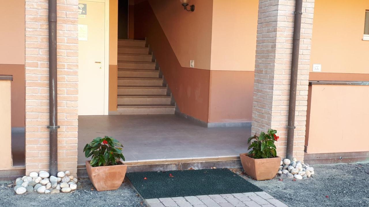 Villa Meli Lupi - Residenze Temporanee Parma Exteriér fotografie