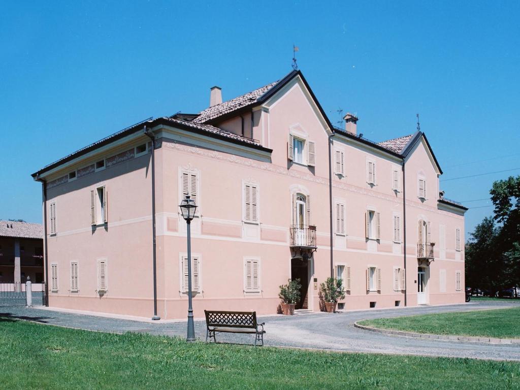 Villa Meli Lupi - Residenze Temporanee Parma Exteriér fotografie